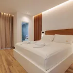 Renato Hotel