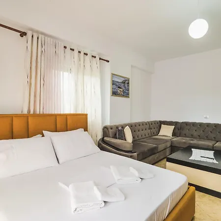 Renato Hotel 3*