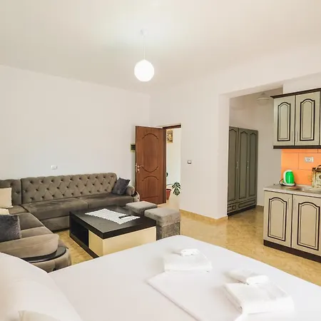 Renato 3* Ksamil