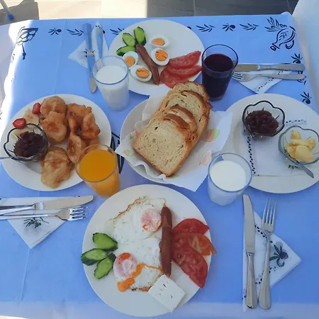 Hotel Renato 3*