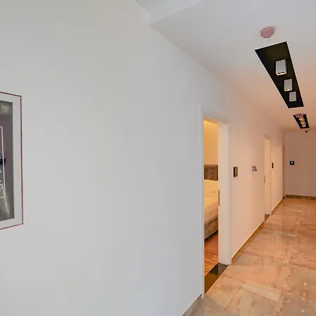 Renato Hotel Ksamil