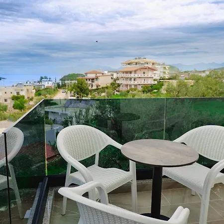 Hotel Renato 3*