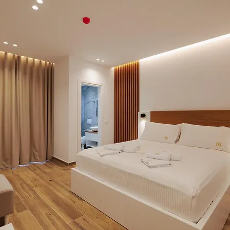 Renato Hotel Ksamil