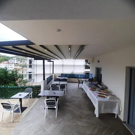 Hotel Renato 3*