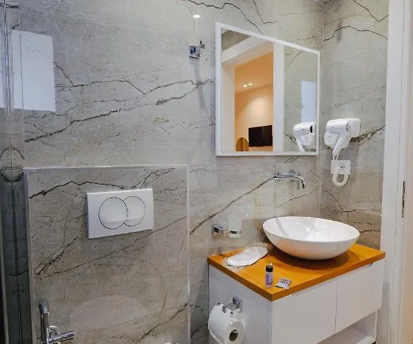 Hotell Renato Ksamil