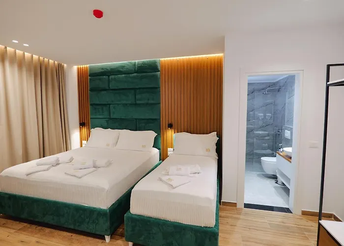 Renato Hotell Ksamil