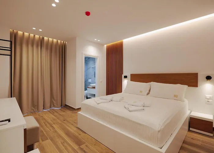 Renato Hotell Ksamil