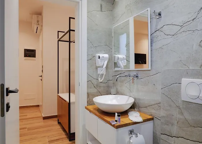 Renato Hotel 3*